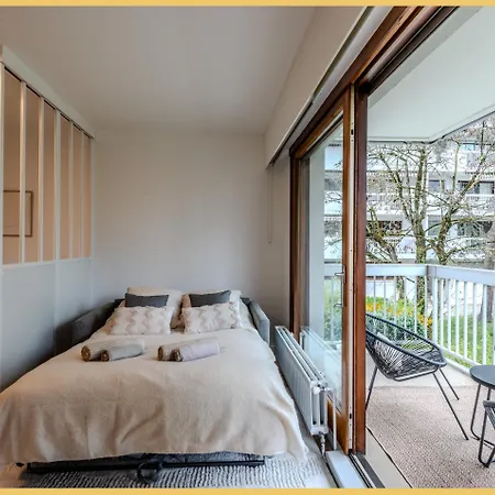 Le 32 I I Apartment