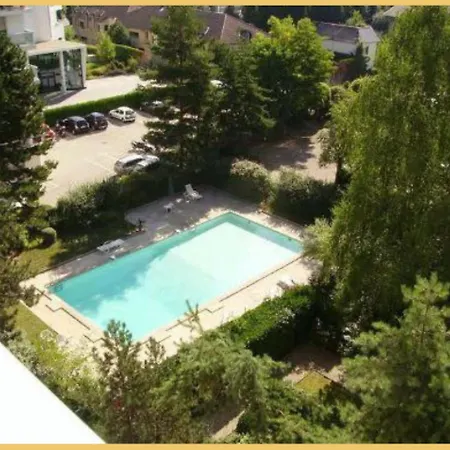 Le 32 I I Apartment Annecy