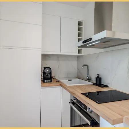 Apartment Le 32 I I *